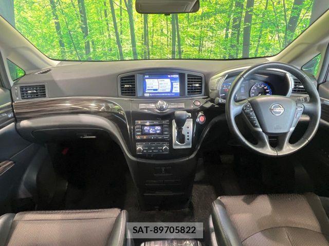 Nissan ELGRAND 2015-10 7058402-1