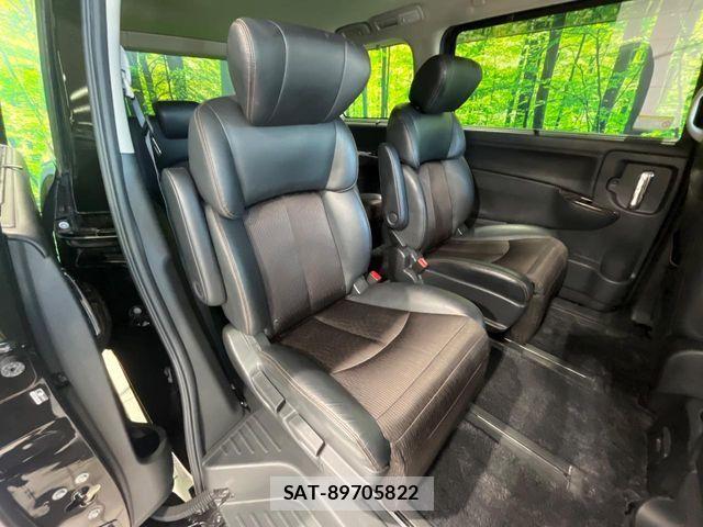 Nissan ELGRAND 2015-10 7058402-8