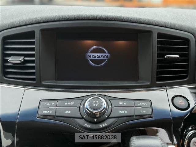 Nissan ELGRAND 2017-08 7058401-2