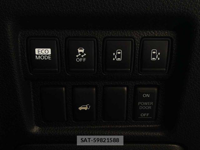 Nissan ELGRAND 2013-10 7058404-12