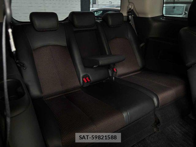 Nissan ELGRAND 2013-10 7058404-22