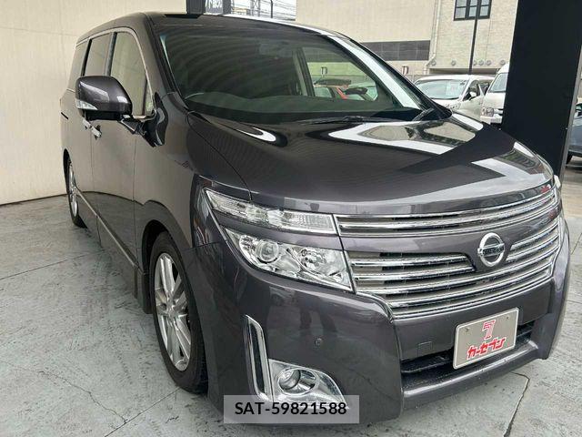 Nissan ELGRAND 2013-10 7058404-29
