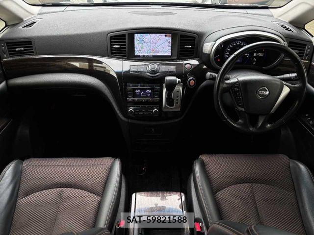 Nissan ELGRAND 2013-10 7058404-4