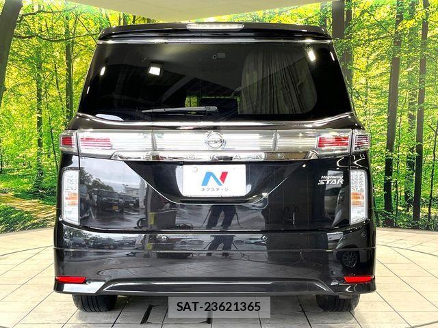 Nissan ELGRAND 2018-12 7058398-15