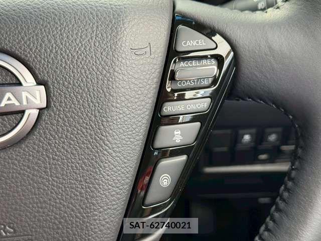 Nissan ELGRAND 2025-07 7058396-9