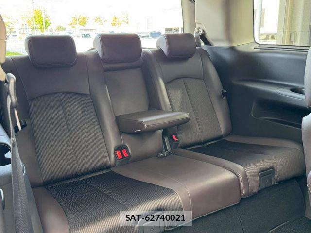 Nissan ELGRAND 2025-07 7058396-18