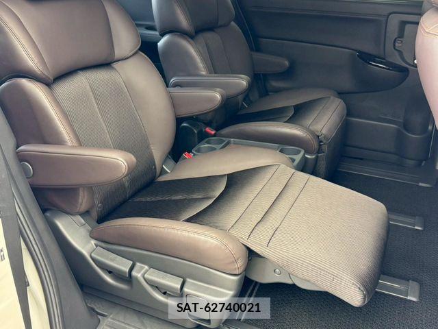 Nissan ELGRAND 2025-07 7058396-20