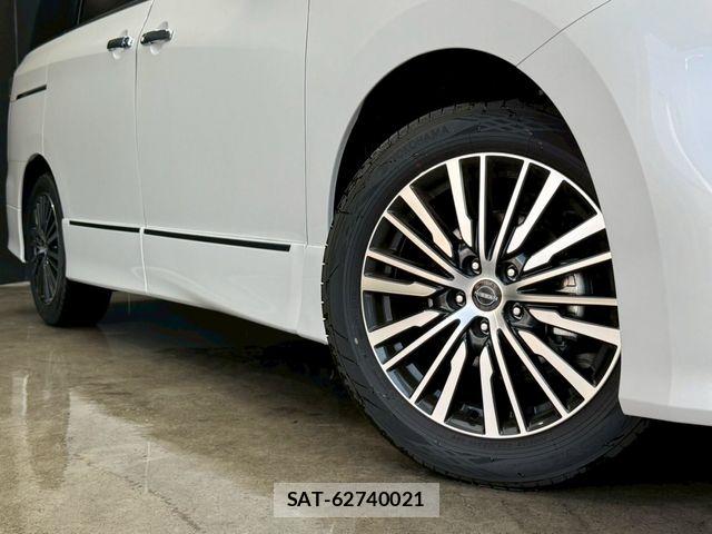 Nissan ELGRAND 2025-07 7058396-26