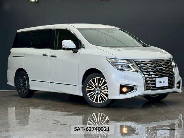 Nissan ELGRAND 2025-07 7058396-27