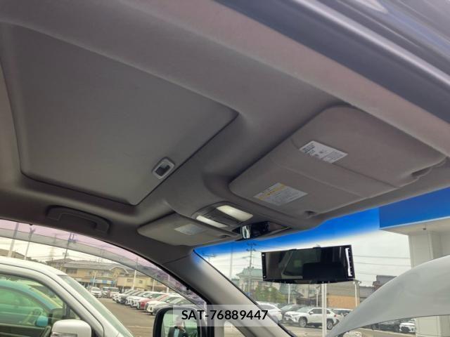 Nissan ELGRAND 2014-01 7058408-10