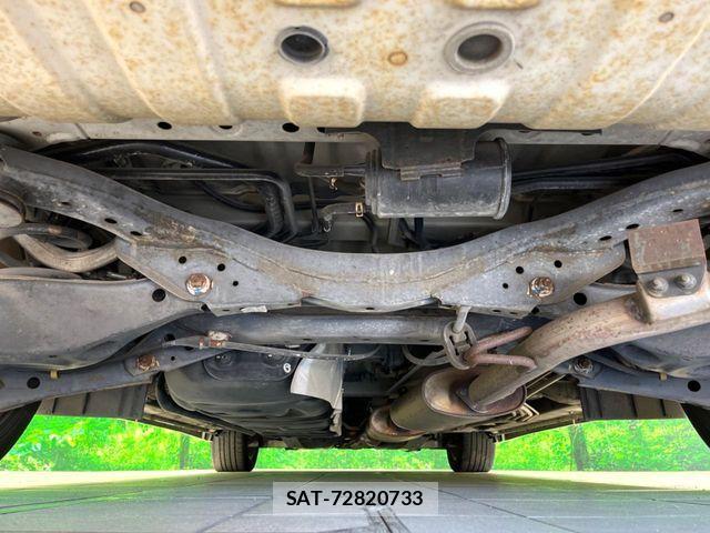 Nissan ELGRAND 2012-03 7058407-19