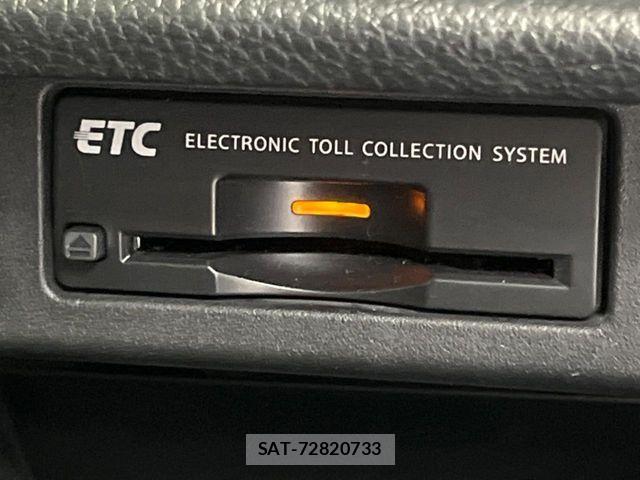 Nissan ELGRAND 2012-03 7058407-6