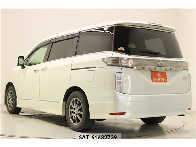 Nissan ELGRAND 2015-12 7218086-9