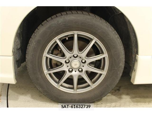Nissan ELGRAND 2015-12 7218086-24