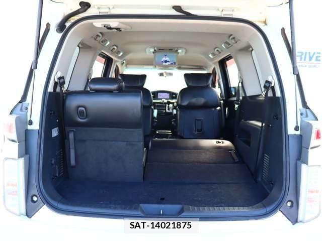 Nissan ELGRAND 2012-02 7218069-11