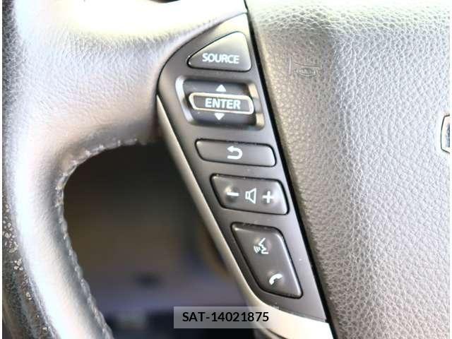 Nissan ELGRAND 2012-02 7218069-15