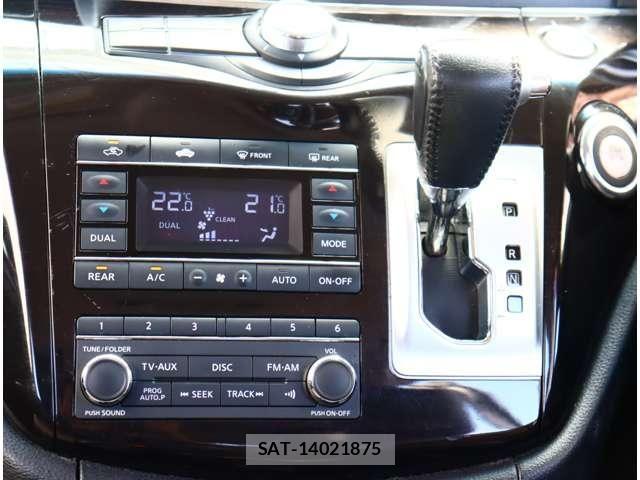 Nissan ELGRAND 2012-02 7218069-22