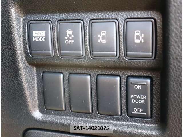 Nissan ELGRAND 2012-02 7218069-23
