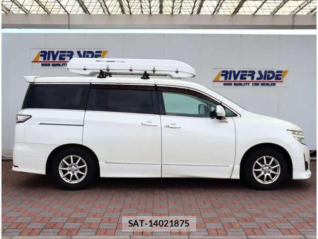 Nissan ELGRAND 2012-02 7218069-4