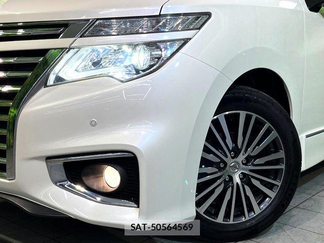 Nissan ELGRAND 2017-09 7218089-11
