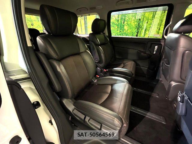 Nissan ELGRAND 2017-09 7218089-8