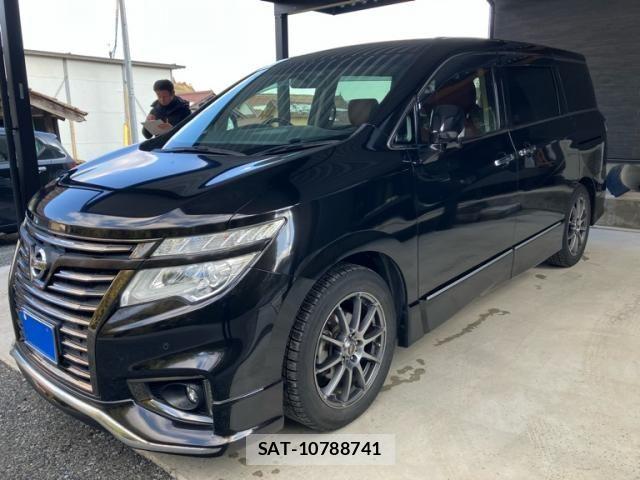 Nissan ELGRAND 2018-08 7218095-0