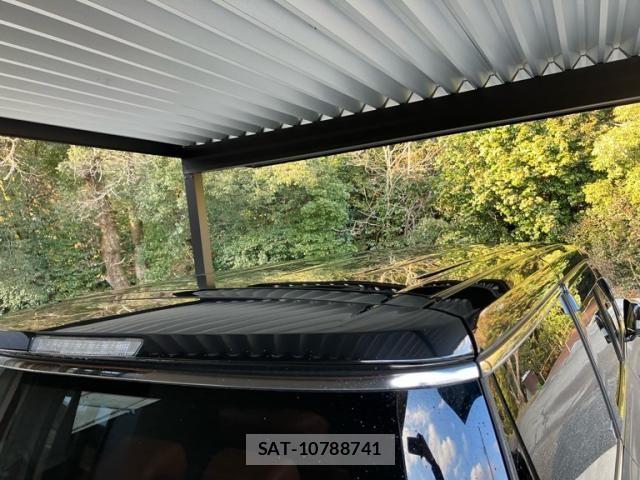 Nissan ELGRAND 2018-08 7218095-13