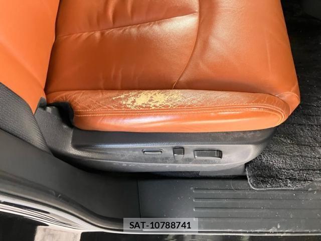 Nissan ELGRAND 2018-08 7218095-7