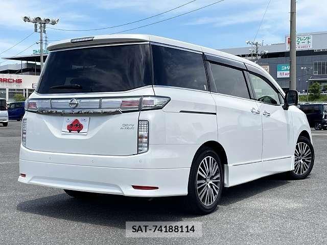 Nissan ELGRAND 2021-03 7218092-2