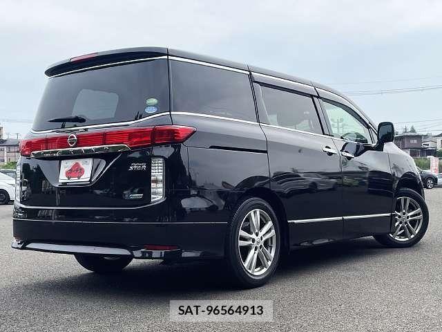 Nissan ELGRAND 2013-11 7218072-2