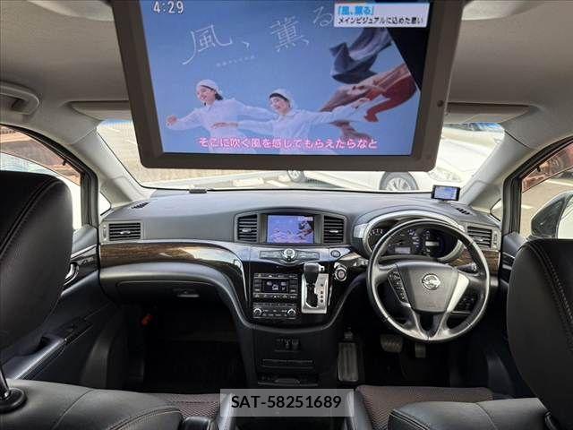 Nissan ELGRAND 2012-05 7218070-1
