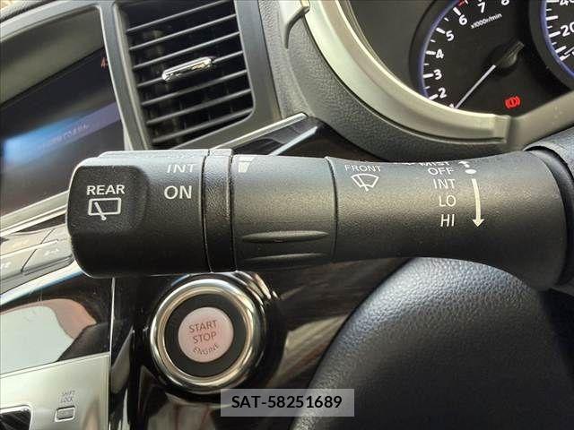 Nissan ELGRAND 2012-05 7218070-24