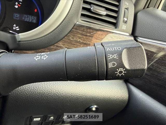 Nissan ELGRAND 2012-05 7218070-25