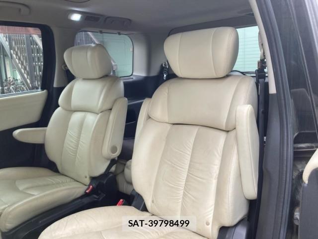 Nissan ELGRAND 2010-12 7218068-10