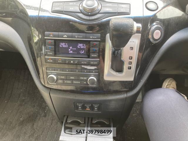 Nissan ELGRAND 2010-12 7218068-15