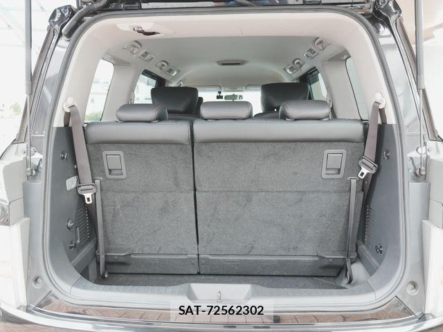 Nissan ELGRAND 2016-12 7218088-10