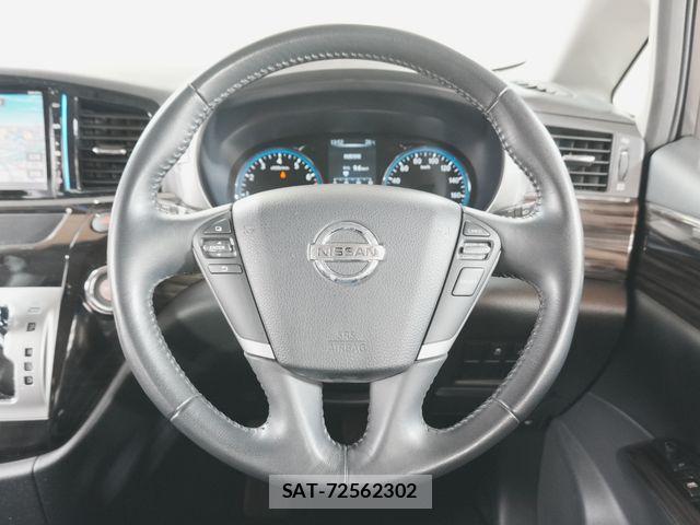 Nissan ELGRAND 2016-12 7218088-12