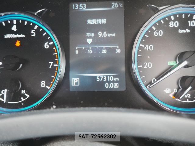 Nissan ELGRAND 2016-12 7218088-14