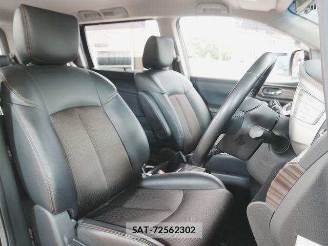 Nissan ELGRAND 2016-12 7218088-19