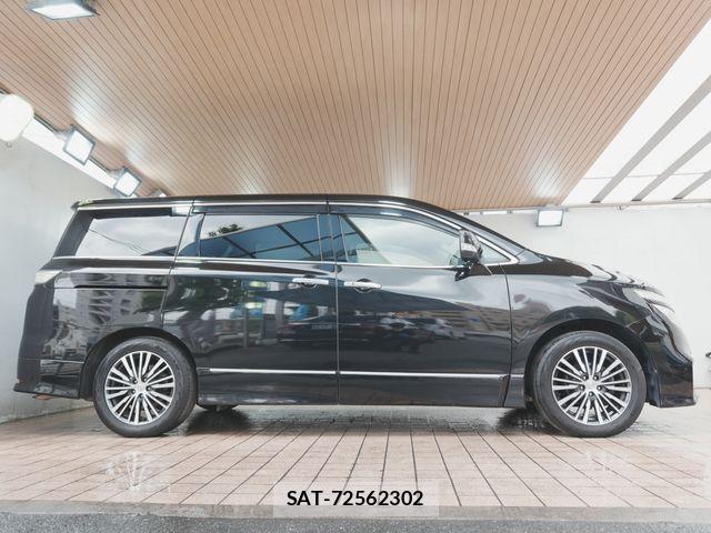 Nissan ELGRAND 2016-12 7218088-26