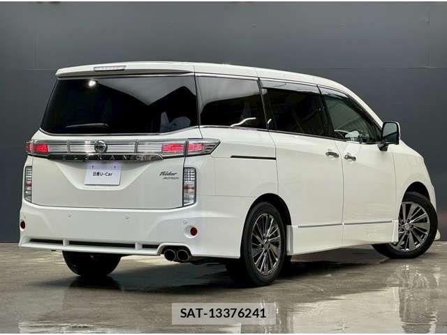 Nissan ELGRAND 2019-01 7218094-1