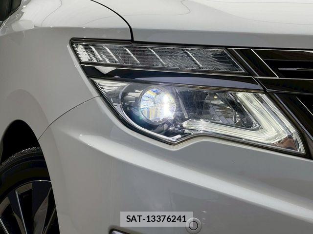 Nissan ELGRAND 2019-01 7218094-24