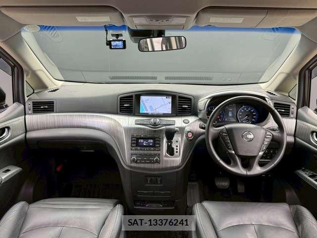 Nissan ELGRAND 2019-01 7218094-2