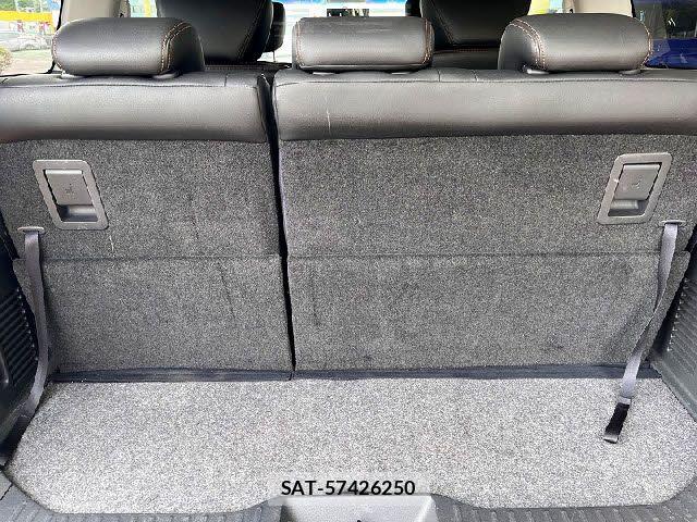 Nissan ELGRAND 2018-01 7218090-21