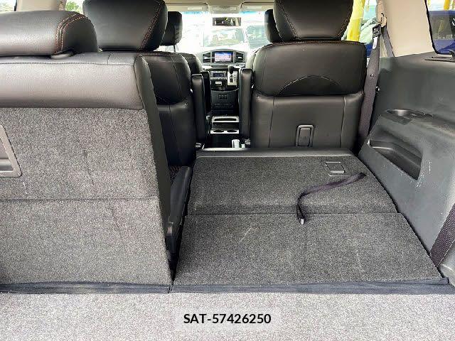 Nissan ELGRAND 2018-01 7218090-22