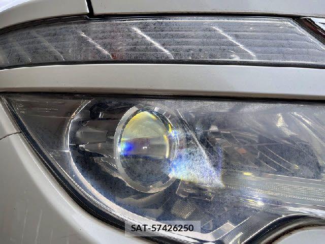 Nissan ELGRAND 2018-01 7218090-26