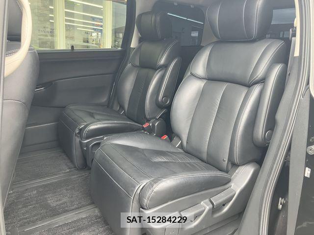 Nissan ELGRAND 2012-02 7218082-7
