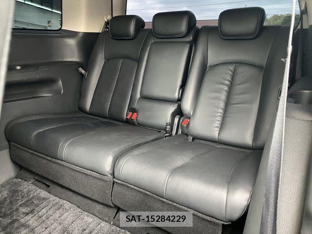 Nissan ELGRAND 2012-02 7218082-8