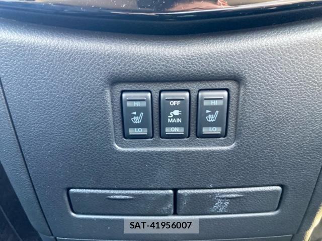 Nissan ELGRAND 2023-05 7218097-20