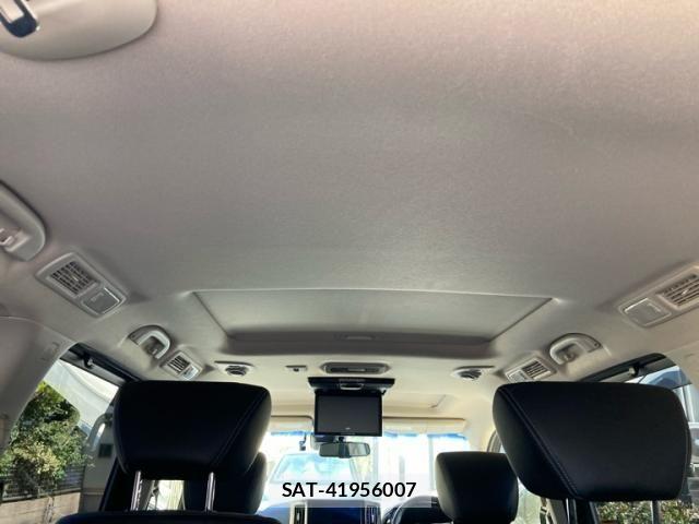 Nissan ELGRAND 2023-05 7218097-5